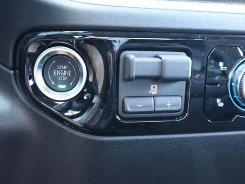 New 2026 GMC Sierra 1500 Elevation image 28