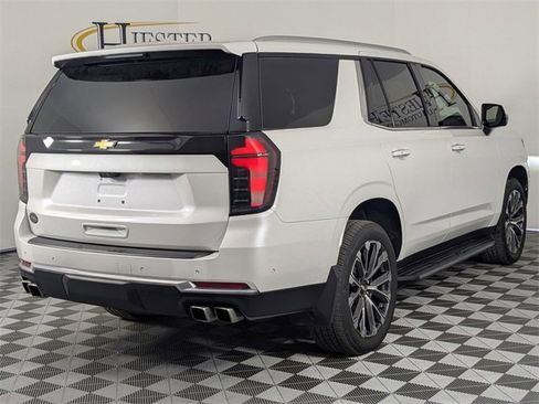 Used 2025 Chevrolet Tahoe High Country w/ Sun And Tow Package image 7