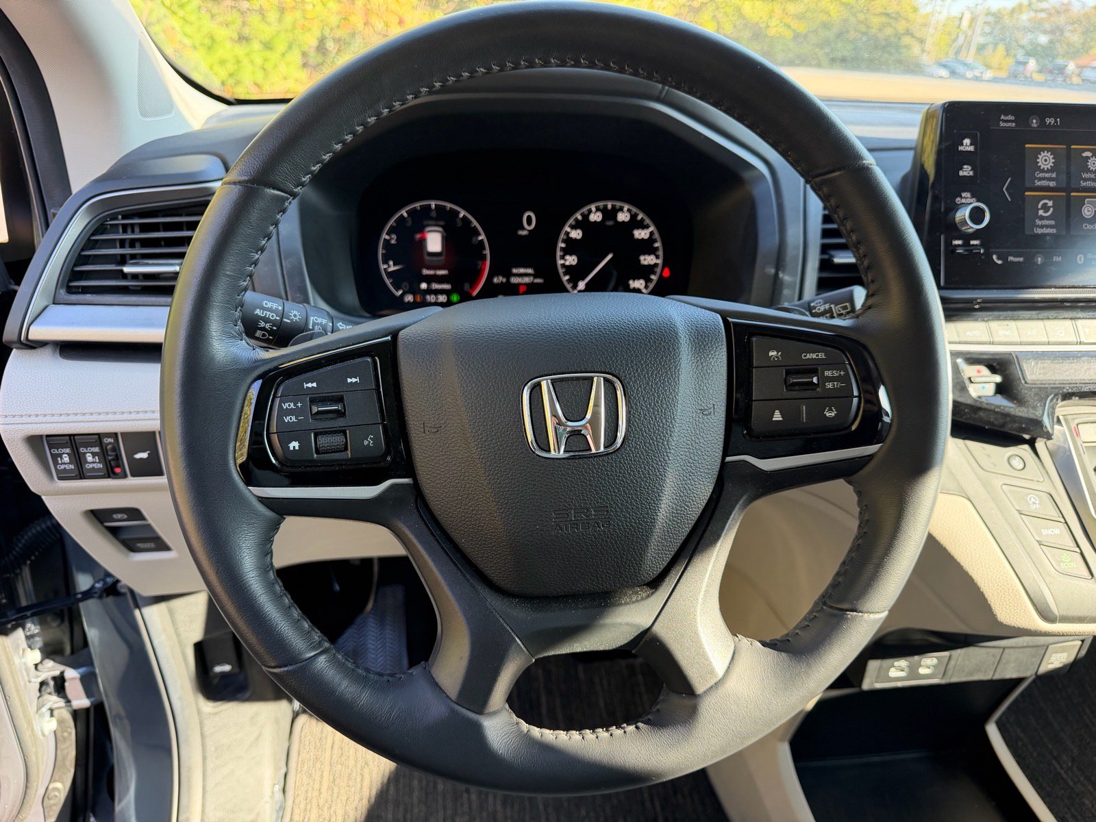 Used 2025 Honda Odyssey EX-L image 25