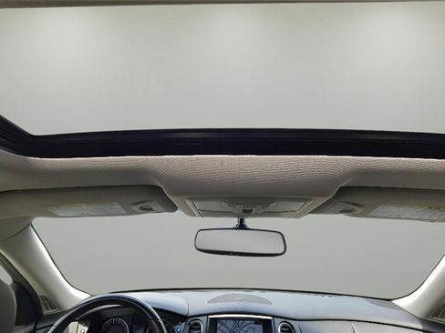 Used 2017 INFINITI QX50 AWD w/ Premium Plus Package image 17