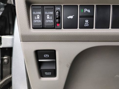 New 2026 Honda Odyssey Touring image 33