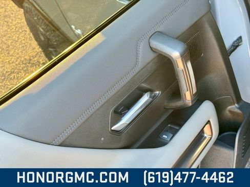 Used 2025 GMC Hummer EV 2X w/ Extreme Off-Road Package image 20