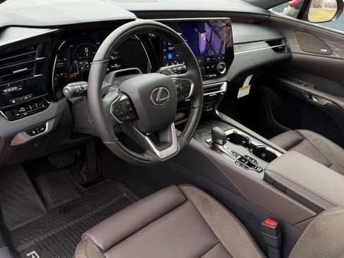 New 2026 Lexus RX 450h AWD image 4