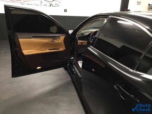 Used 2018 Lexus ES 350 w/ Navigation System Package image 18