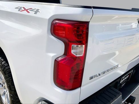 Certified 2021 Chevrolet Silverado 1500 LT w/ Fleet Comfort Package AWD/4WD image 27