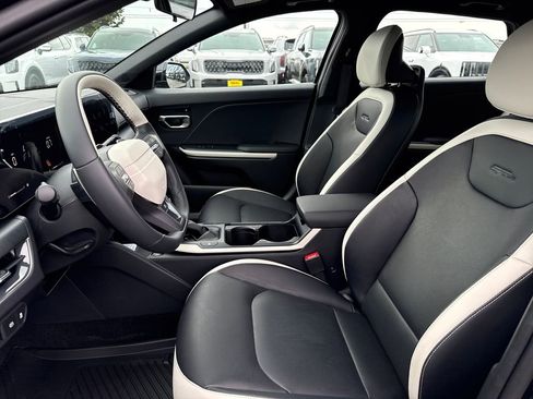 New 2026 Kia K4 GT-Line image 15