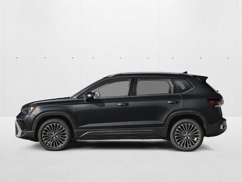 New 2026 Volkswagen Taos SE FWD image 3