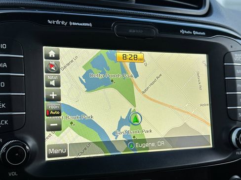 Used 2016 Kia Soul ! w/ Premium Package image 19