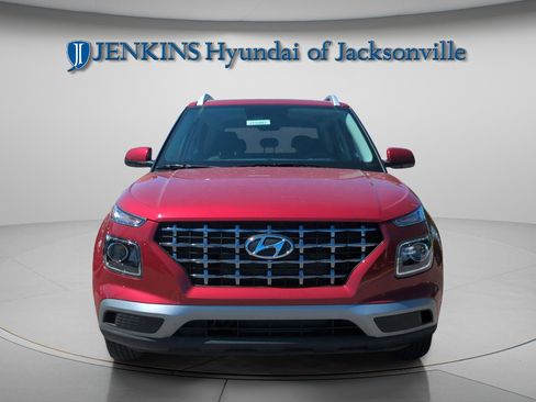 New 2025 Hyundai Venue SEL image 8