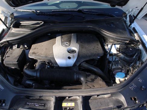 Used 2015 Mercedes-Benz ML 250 BlueTEC 4MATIC image 17