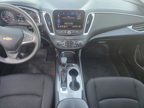 Used 2024 Chevrolet Malibu LT FWD image 8