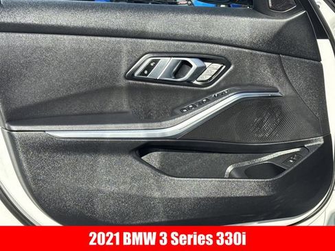 Used 2021 BMW 330i Sedan w/ Convenience Package image 4