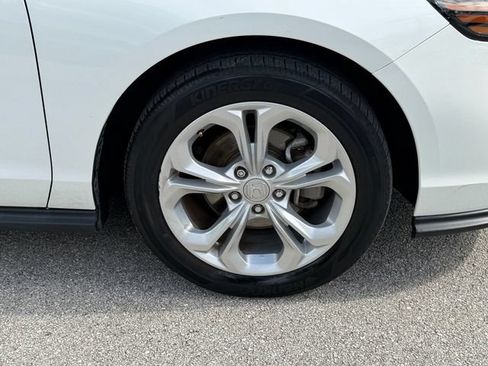 Certified 2024 Honda Accord LX image 10