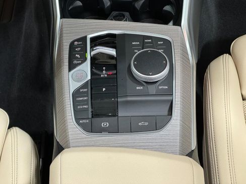 New 2026 BMW 430i xDrive Convertible w/ Parking Assistance Package image 13