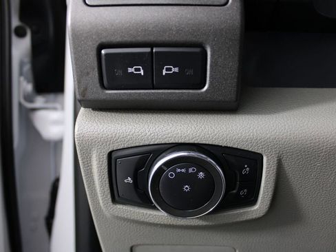 Used 2022 Ford F350 XL w/ Power Equipment Group image 16