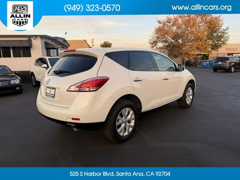 Used 2013 Nissan Murano S FWD image 4