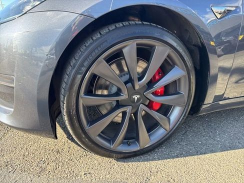 Used 2020 Tesla Model 3 Performance image 8