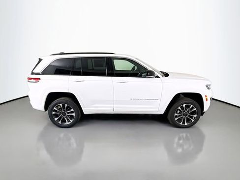 New 2025 Jeep Grand Cherokee Overland w/ Trailer Tow Package image 8