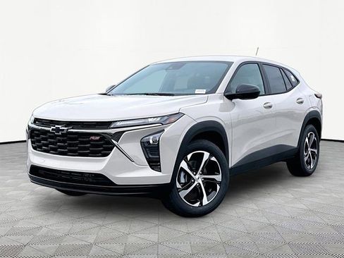 New 2026 Chevrolet Trax RS w/ Driver Confidence Package FWD image 3