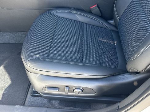 New 2026 Buick Envista Preferred w/ Convenience I Package FWD image 21