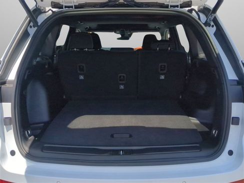 Used 2025 Jeep Grand Cherokee Laredo X w/ Luxury Tech Group I image 24