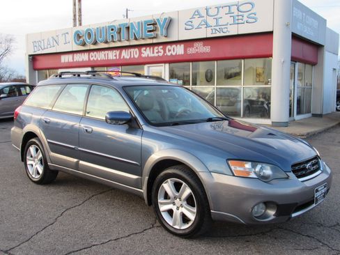 Used 2005 Subaru Outback 3.0R VDC Limited image 2