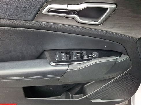Certified 2023 Kia Sportage X-Line w/ X-Line Premium Package image 12