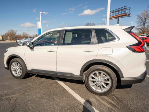 Used 2024 Honda CR-V EX-L image 4