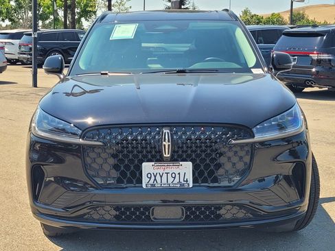 Used 2026 Lincoln Aviator 2WD w/ Jet Appearance Package image 2