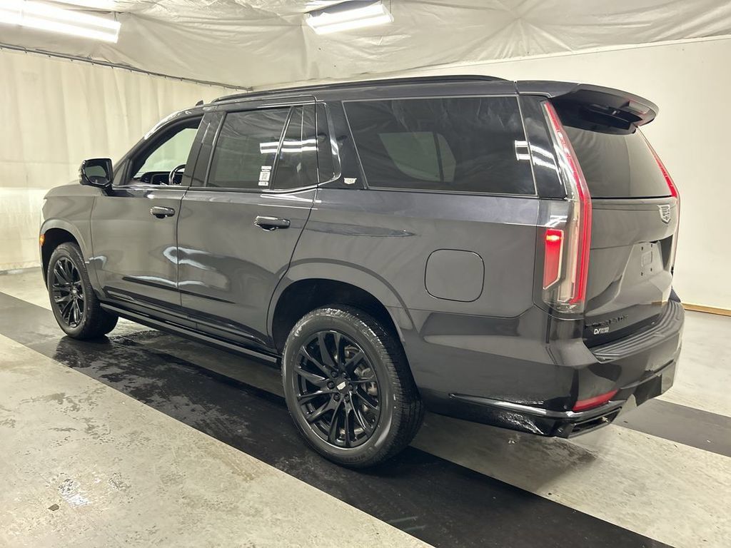 Used 2023 Cadillac Escalade Sport Platinum w/ LPO, ONYX Package AWD/4WD image 7
