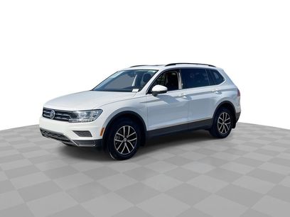 Used 2021 Volkswagen Tiguan SE w/ Panoramic Sunroof Package