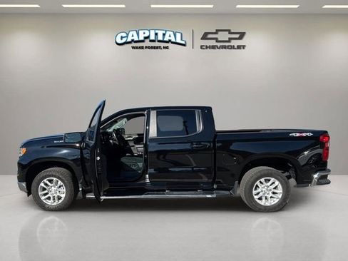 Used 2022 Chevrolet Silverado 1500 LT image 13