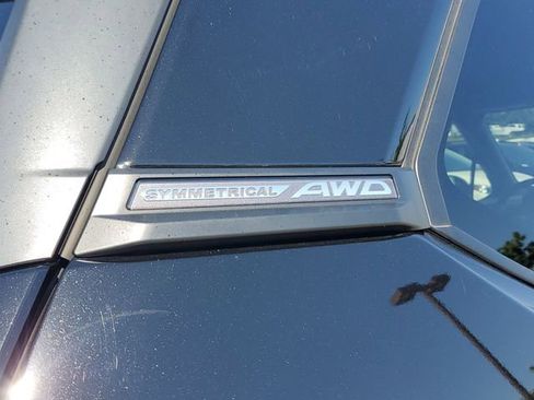 Certified 2025 Subaru Forester Limited w/ Popular Package AWD/4WD image 7