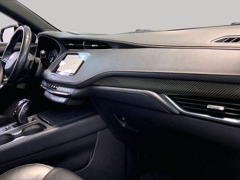 Used 2019 Cadillac XT4 Sport AWD/4WD image 18