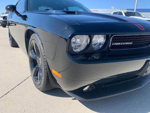 Used 2013 Dodge Challenger R/T w/ Blacktop Pkg RWD image 13