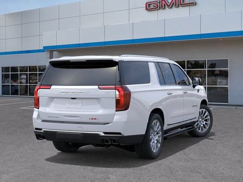 New 2026 GMC Yukon XL Denali w/ Denali Reserve Package AWD/4WD image 4