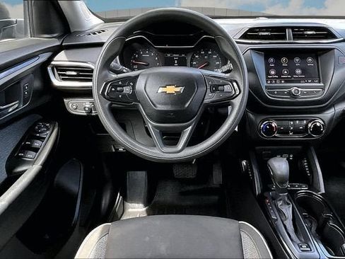 Used 2021 Chevrolet TrailBlazer LS AWD/4WD image 5