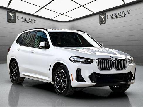 Used 2023 BMW X3 xDrive30i w/ M Sport Package image 1