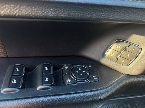 Used 2019 Ford Expedition Max Limited image 20