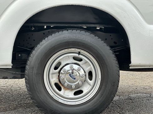 Used 2015 Ford F250 XL w/ Power Equipment Group image 26