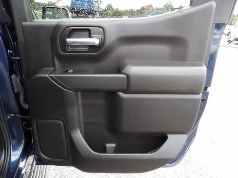 Used 2021 Chevrolet Silverado 1500 LT image 35