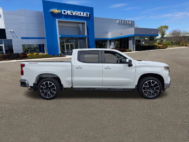 Used 2023 Chevrolet Silverado 1500 LT AWD/4WD image 27