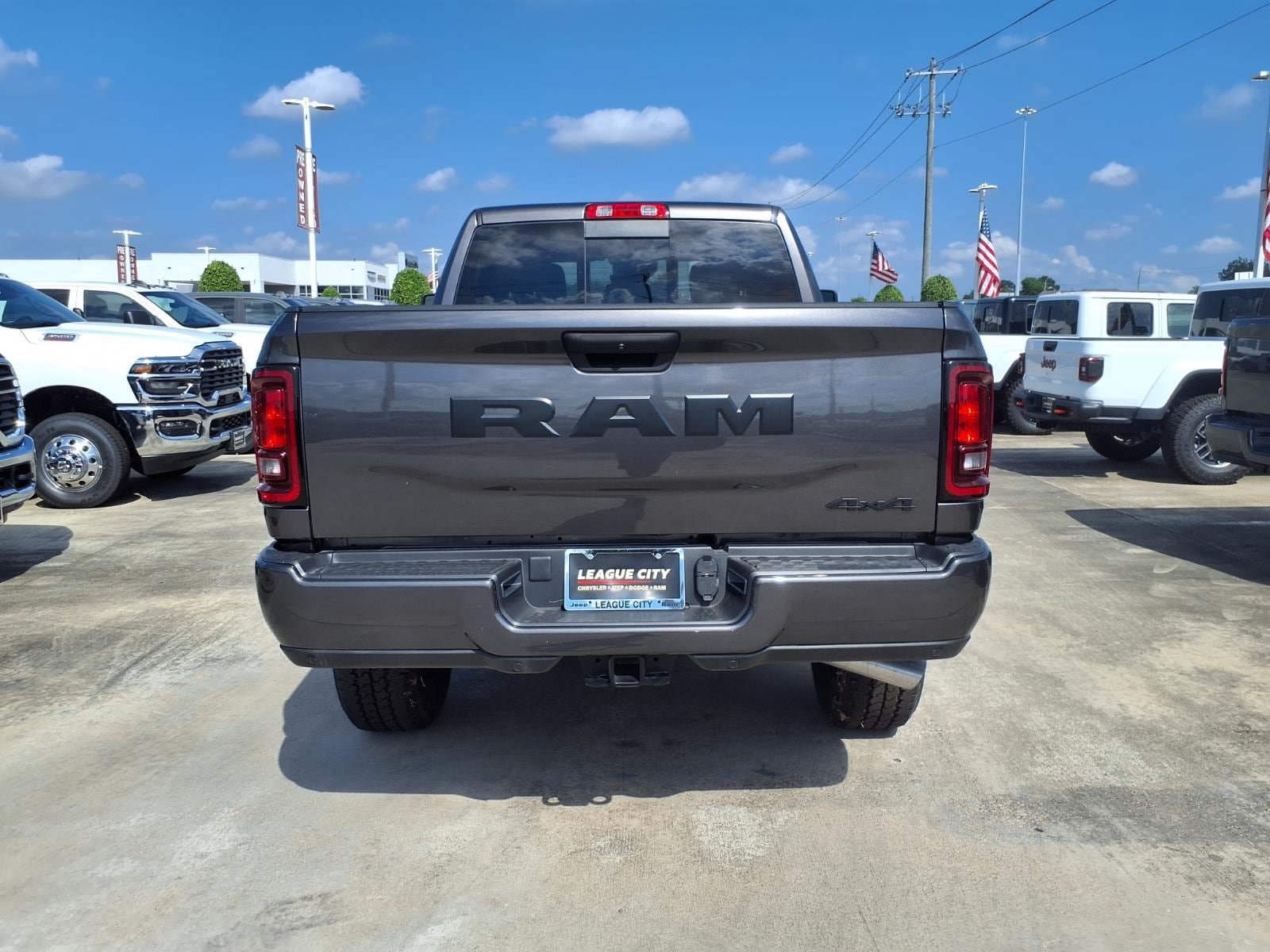 New 2026 RAM 2500 Tradesman AWD/4WD image 6