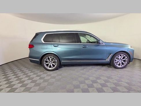Used 2024 BMW X7 xDrive40i w/ Premium Package AWD/4WD image 35