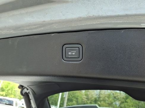 Used 2024 Chevrolet Blazer LT w/ LPO, Floor Liner Package FWD image 24
