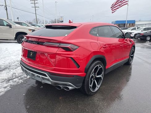 Used 2022 Lamborghini Urus image 5