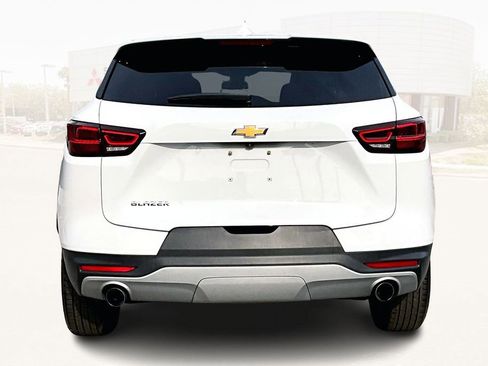 Used 2025 Chevrolet Blazer LT image 5
