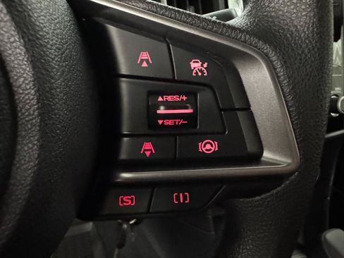 Used 2023 Subaru Crosstrek 2.0i AWD/4WD image 15