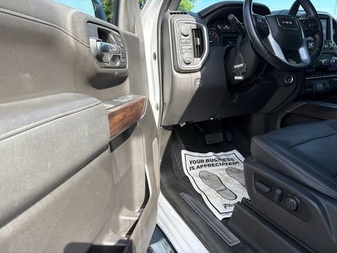Used 2022 GMC Sierra 1500 SLT w/ SLT Premium Package AWD/4WD image 23