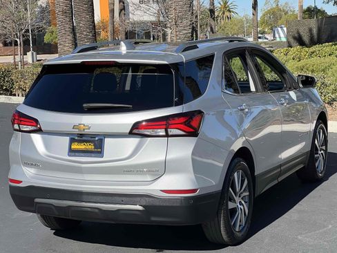 Used 2022 Chevrolet Equinox Premier image 15